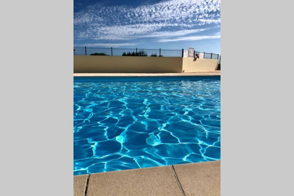 Charmant Studio A 400M De La Plage Avec Piscine Гідель Екстер'єр фото